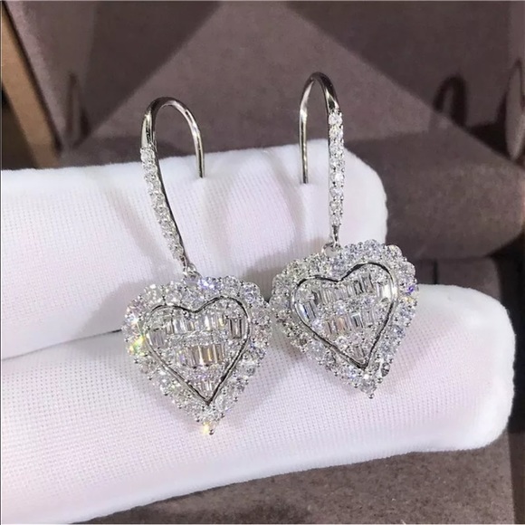 New 925 Silver Heart Zircon Ear Hook Drop Dangle - Picture 2 of 6